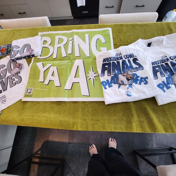 - 🏀 Timberwolves Playoff Pack – XL Tees + Game Gear 2024 Event - Picture 9 of 11